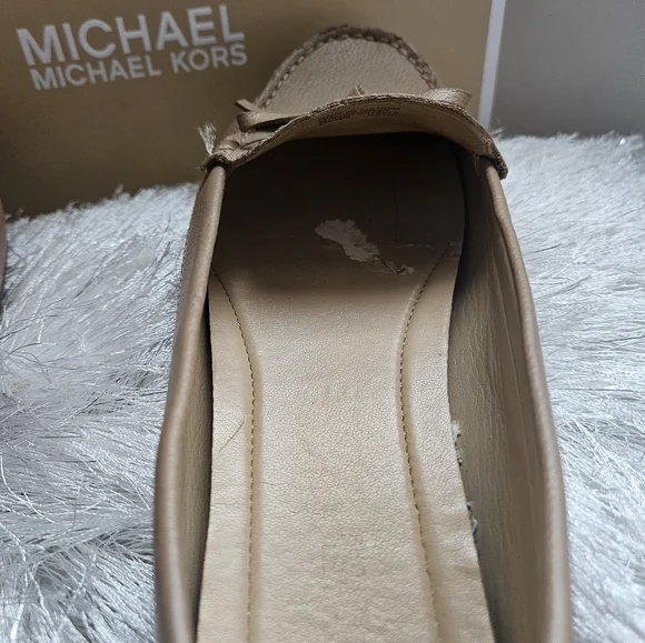 Pre loved authentic Michael Kors loafers - Picture 5 of 10